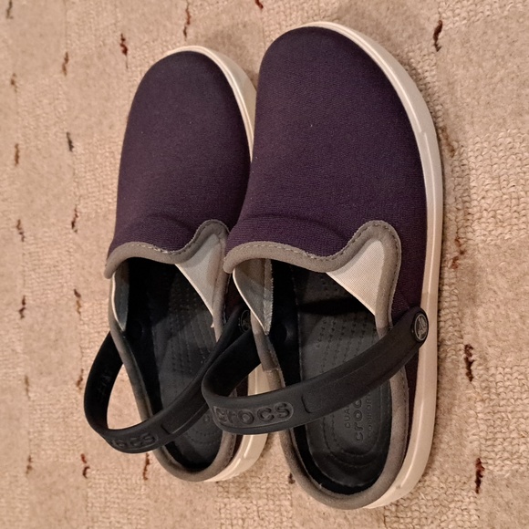 Dual Crocs Comfort shoes - Picture 2 of 5